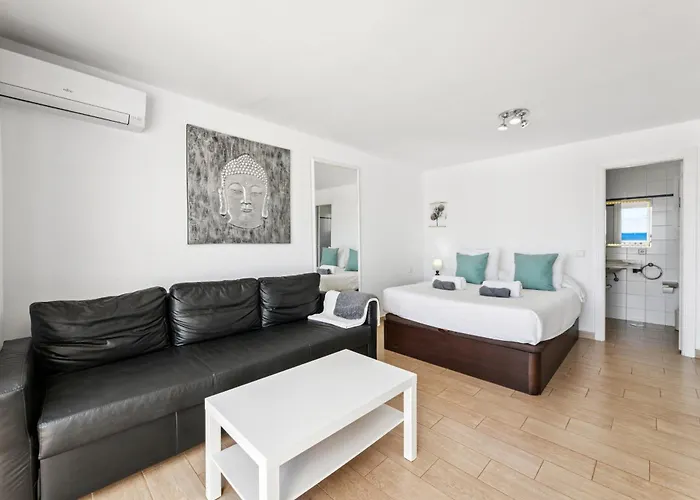 Mar Azul Puerto del Carmen (Lanzarote)